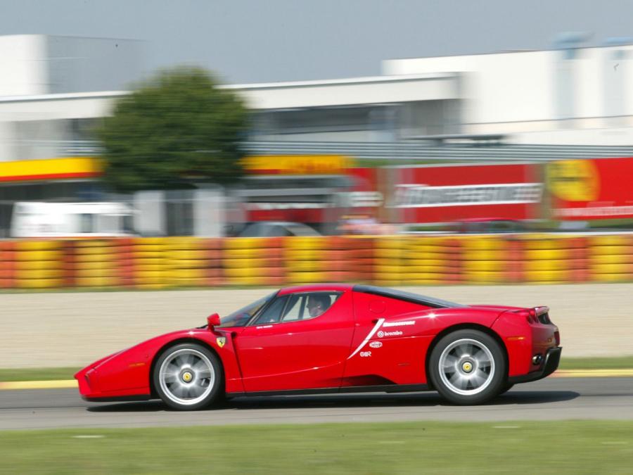  Ferrari Enzo 2002 года  (фото 20 из 127)